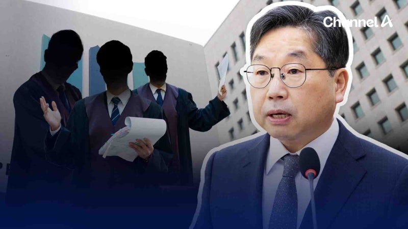 [단독]<b>노만석</b> 검찰총장 대행, <b>사퇴</b> 표명 없었다