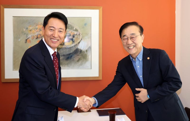 김윤덕-오세훈 회동…“<b>공급</b>문제 손잡고 수시 소통”
