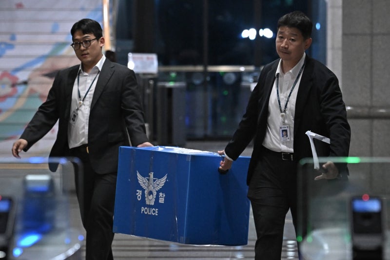 ‘투표지 부족’ 합수본, 선관위 서버 이틀 연속 압수수색