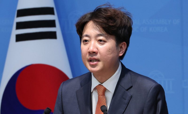 이준석 “尹 이어 이 대통령도 법정서 끝을 봐야”