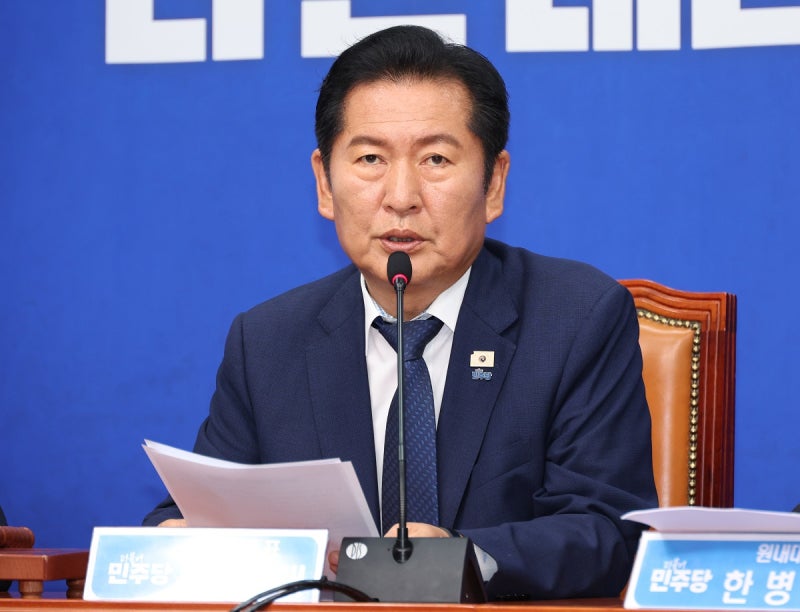 [단독]李 대통령 내일 귀국…정청래 측 “부르면 간다”