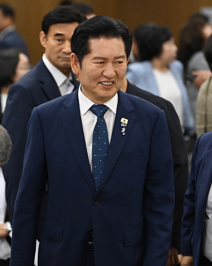<b>정청래</b> “<b>김민석</b> ‘당대표 로망’ 발언해 평지풍파”