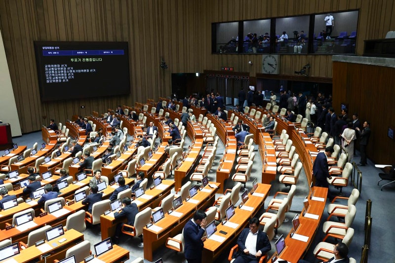 국회, <b>국힘</b> 몫 6개 <b>상임위원장 선출</b>…후반기 원 구성 마무리 수순