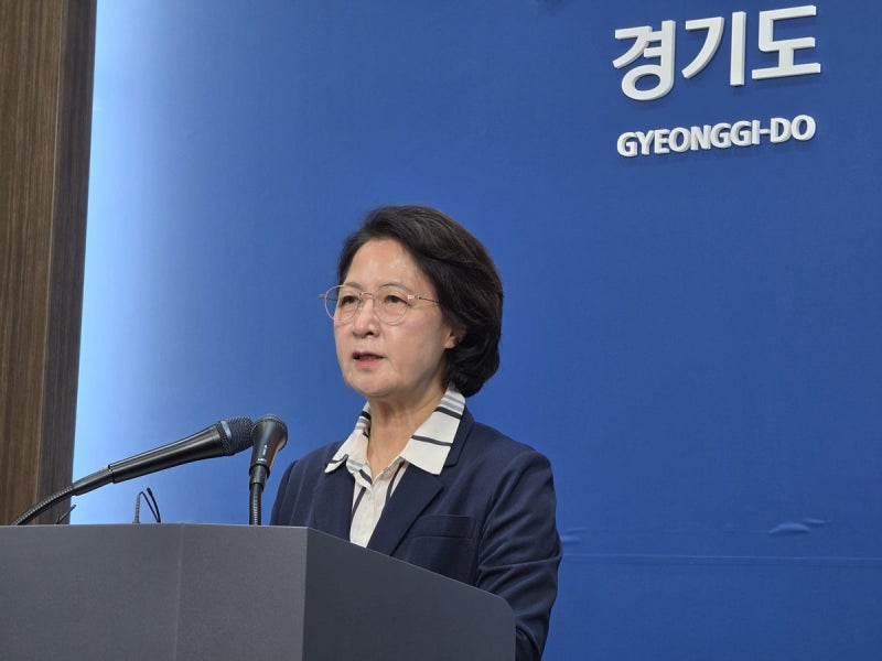 “마른 땅에 풀 한 포기 안 남은 격”…추미애 경기지사, ‘<b>재정 비상</b> 상...