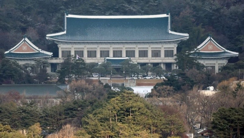 <b>청와대</b> “한미, <b>연합훈련</b> 긴밀히 조율해와…앞으로도 구체사항 공조”