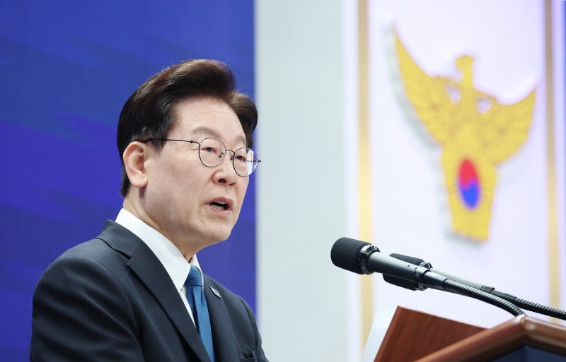 이 대통령, 중수청장 국무회의 배석 불가론을 '위헌적 억지'라고 규정하며 AI 답변 제시