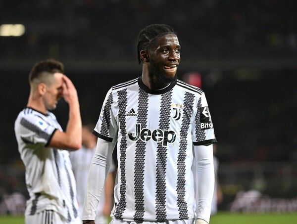 【意甲zip】尤文图斯3-0完胜萨勒尼塔纳