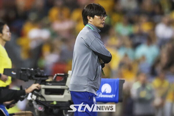 '신상우 감독 홈 데뷔전' <b>여자축구</b> 대표팀, 콜롬비아에 0-1 석패