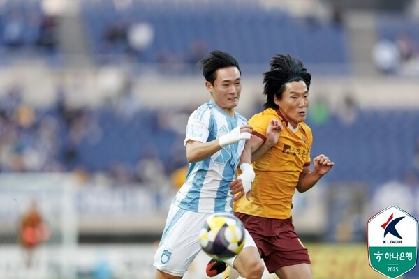 '<b>울산 강등</b>권 추락 <b>위기</b>' 광주 원정에서 0-2 참패! 승강 플레이오프 운...