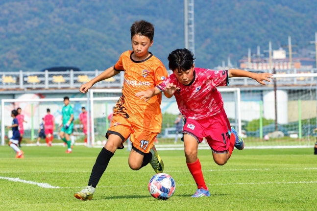 경주시는 '2026 화랑대기 국제 유소년 축구대회'가 오는 14일부터 18일까지 닷새간 열린다고 밝혔다./사진=경주시