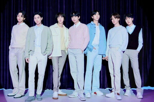 <b>방탄소년단</b> "마이클 잭슨 <b>헌정 앨범</b> 참여? 사실 아니야" [공식]