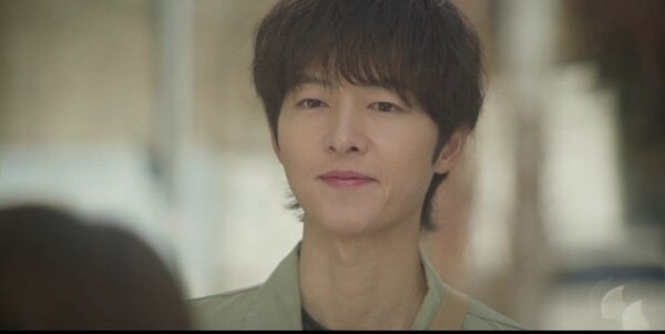 '<b>마이 유스</b>' <b>송중기</b>, 천우희 고백에 웃음꽃 활짝..시청률 2.2%