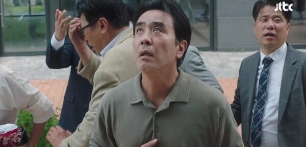 '<b>김부장</b> 이야기' <b>류승룡</b>, '갓물주' 꿈꾸다 개털 됐다…시청률 또 최고치...