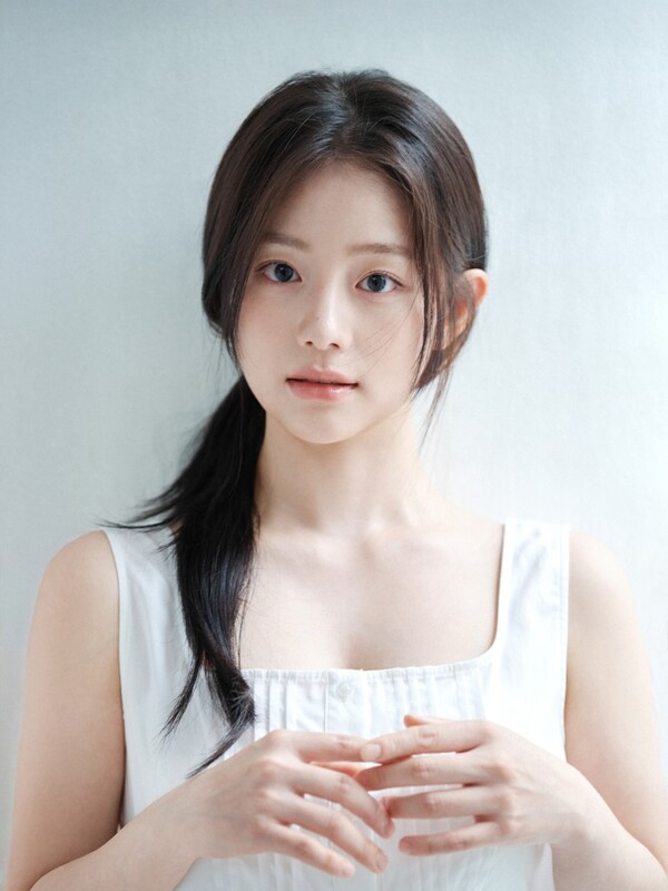 《21世紀大君夫人》IU邊佑錫攜手蔡書安出演陣容公開