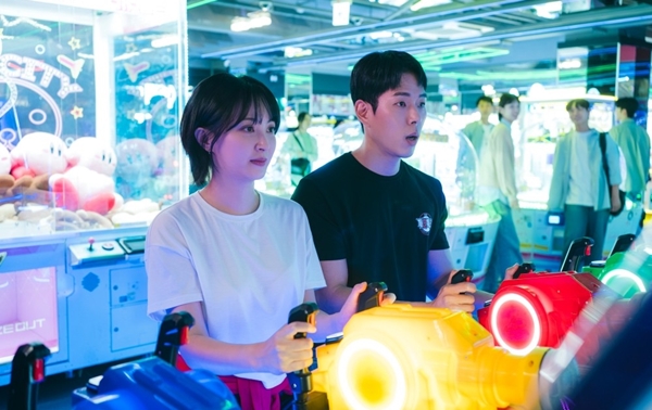 《未婚男女的效率戀愛》鄭賢旻林承俊曖昧升溫，戲劇張力引爆觀眾期待