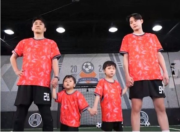 '슈돌' 영탁·권은비 혀 내두른 <b>김준호</b>·박인비 2세 운동 실력…"국대 유...
