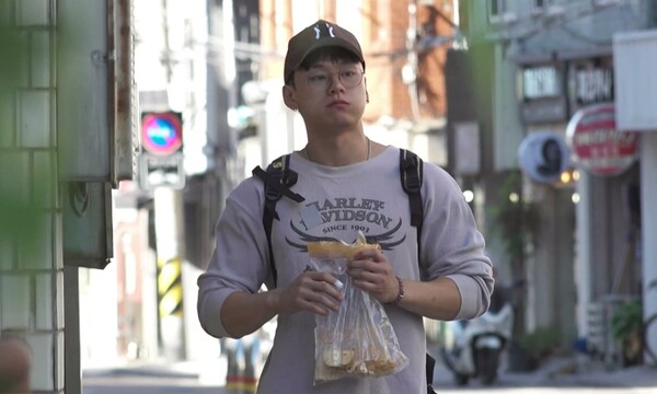'나 혼자 산다' <b>차우민</b>, 제2의 김민 되나…골목마다 터진 주민 인증