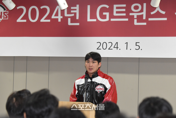 [포토]LG <b>오지환</b>, ‘2년 연속 우승을 위해!’