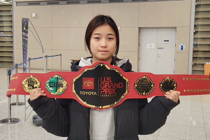 ‘<b>스노보드</b> 기대주’ 최가온, <b>부상</b>으로 <b>청소년 올림픽</b> 기권 [2024강원]