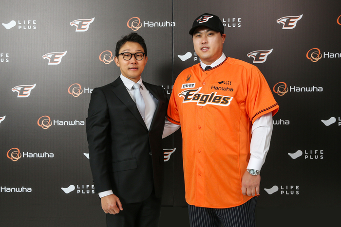 “<b>류현진</b> 잡자” <b>한화</b> 박찬혁 대표가 돌아본 숨가빴던 일주일 [SS 막전막후]