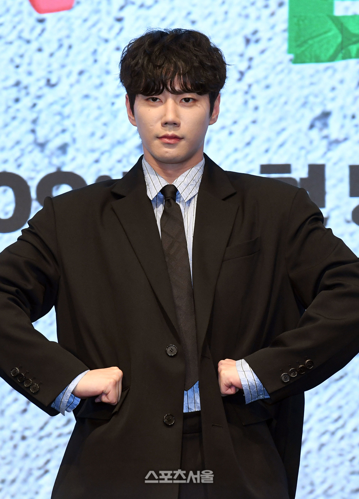 <b>이준영</b>, <b>음주운전</b>·뺑소니범 잡았다…“모범 시민상은 거절”