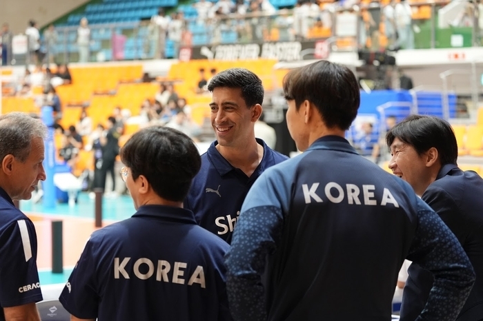 <b>남자 배구</b>대표팀, 내달 6~7일 천안에서 <b>네덜란드</b>와 <b>평가전</b>