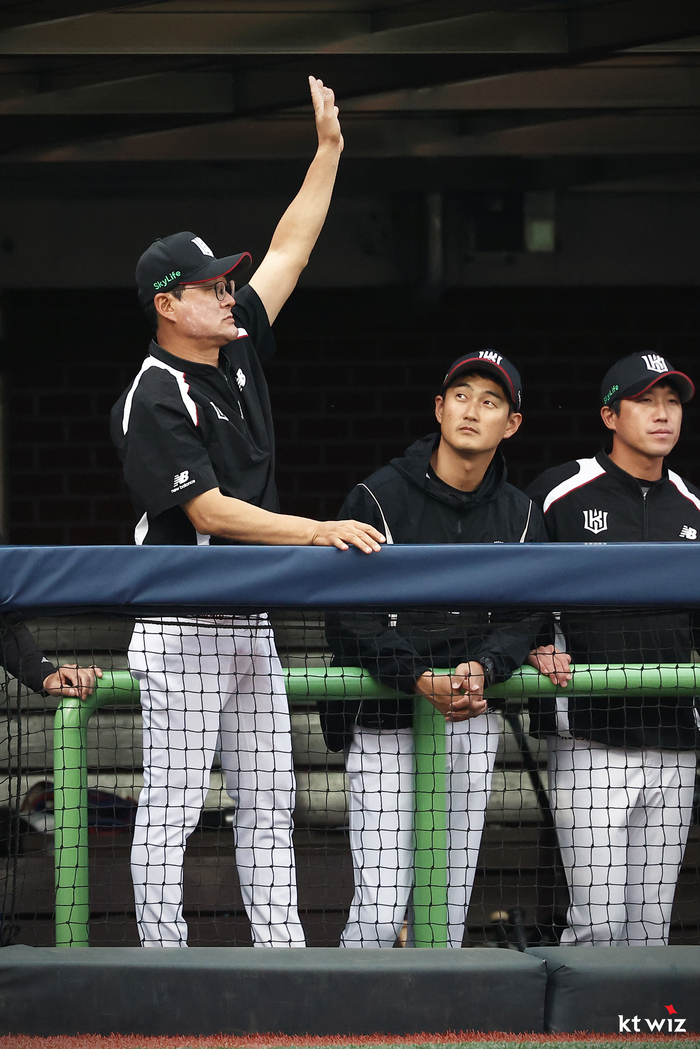 ‘감독 원했던’ <b>이종범</b> 코치, ‘<b>최강야구</b>→KBO 사령탑’ 이승엽 루트 ...