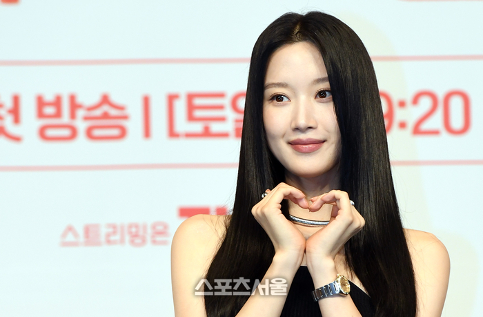 여신 강림한다…<b>문가영</b>, 첫 亞 <b>팬미팅</b> 투어 예고