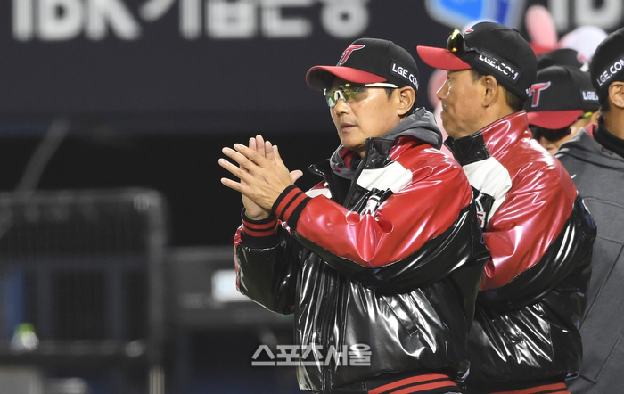 체크스윙 <b>비디오판독</b> ‘임박’→<b>염갈량</b> “ML 따라갈 필요 없어…우리 문...