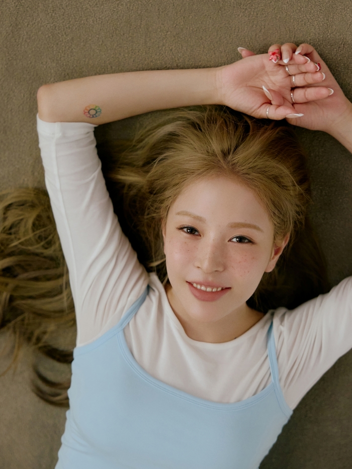 ‘아시아의 별’ 돌아왔다…<b>보아</b>, 부상 딛고 데뷔 25주년 앨범 <b>컴백</b> [SS...