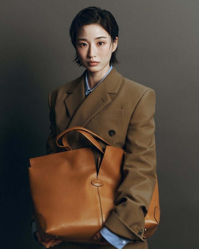 ‘애마’ <b>방효린</b> 반응 뜨겁다..<b>토즈 앰버서더</b> 발탁 ‘밀라노 패션쇼 참...