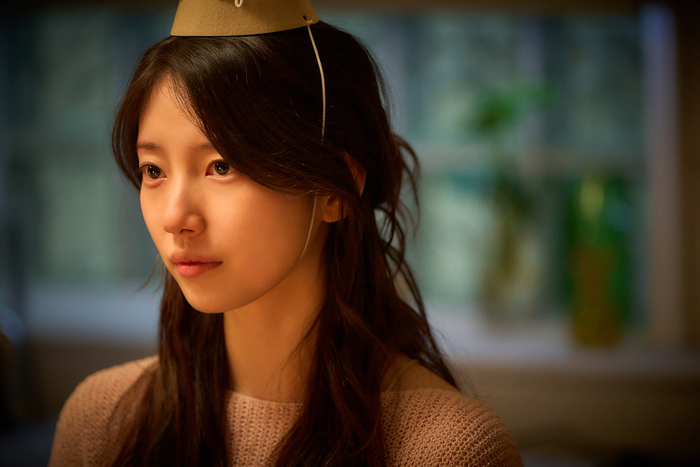 부산에 가는 <b>수지</b>, ‘조찬 모임’ <b>부국제</b> 경쟁 섹션 <b>초청</b>