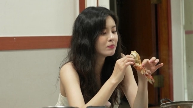 ‘<b>이광수</b>’ <b>이선빈</b>, 8년 <b>연애</b> 비결 밝혔다…“데이트 자유롭게”(‘전...