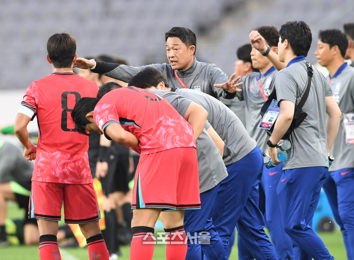 홍명보호 이어 이민성호도 ‘<b>부상</b> 악재’…<b>강상윤</b>·<b>정승배</b> 발목 <b>부상</b> O...