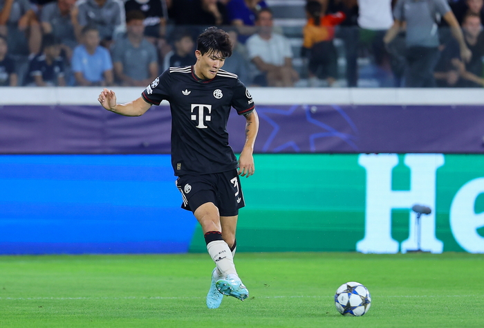 <b>김민재</b> 뼈 아픈 패스 미스→K리그 출신 오르시치에 일격…5-1 대승 ‘옥...