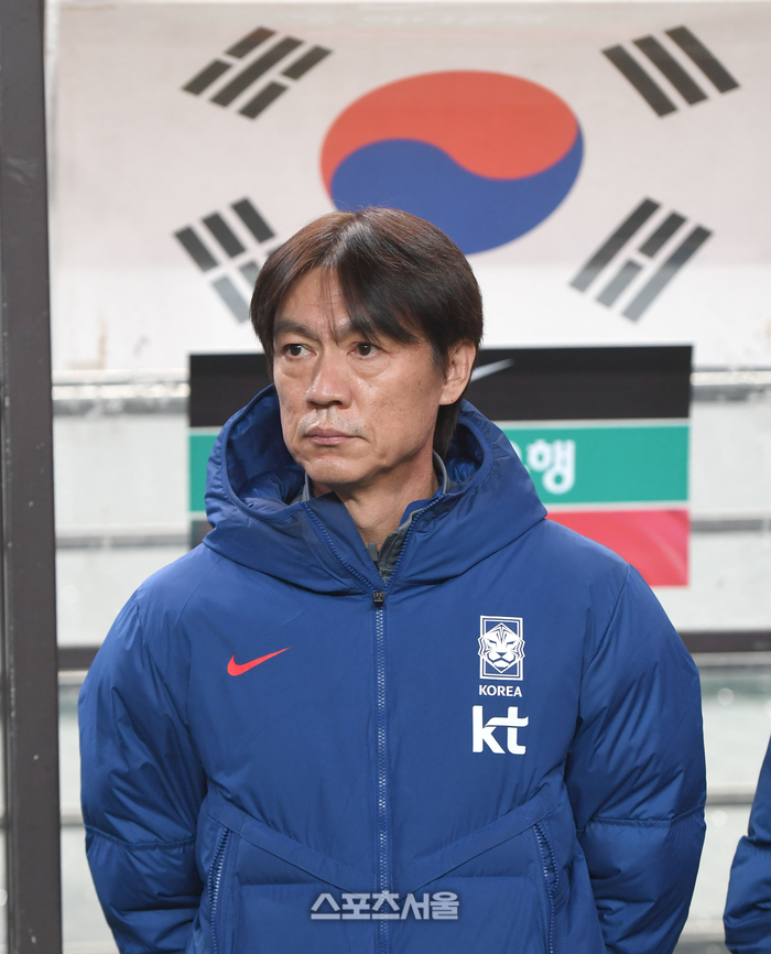 ‘운명의 조추첨’ 홍명보 감독, 3일 출국…트럼프 美대통령·‘옛 은사...