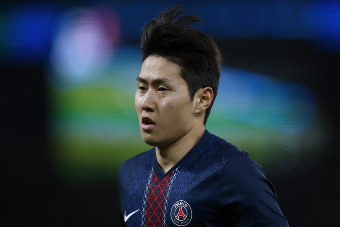 ‘제로톱’ <b>이강인</b> <b>선발</b> 출격, <b>PSG</b> 5-0 대승 견인…선두 랑스 추격