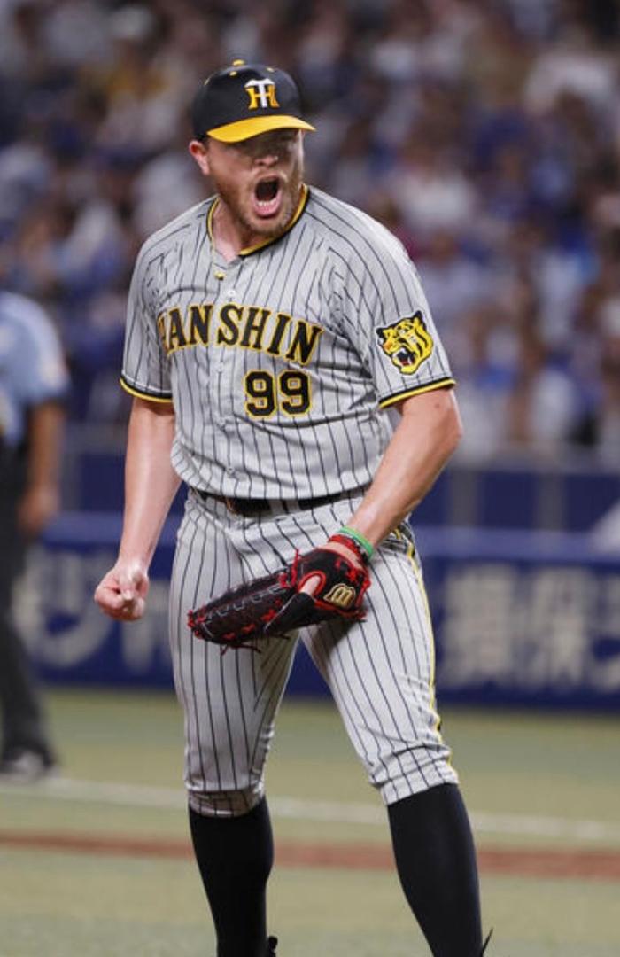 ‘야구 인생’ 정말 비슷하네? NPB 출신 <b>롯데 비슬리</b>, <b>폰세</b>처럼 ‘대박...