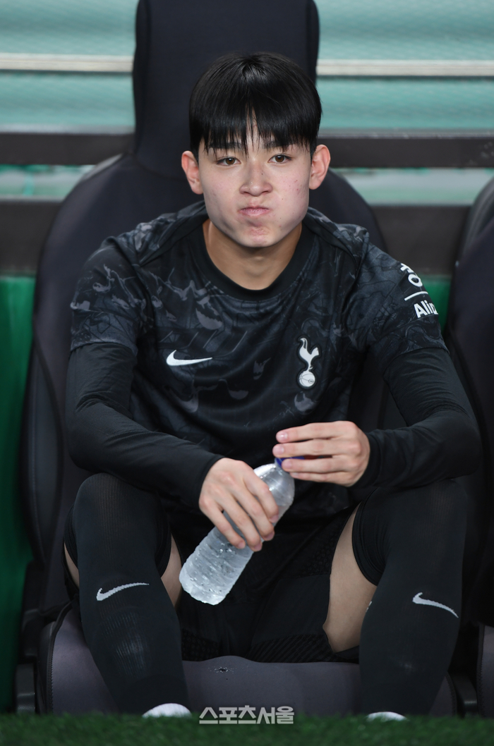 “<b>레알 마드리드</b>가 <b>양민혁</b>을?” 포츠머스 지역지도 ‘깜짝’