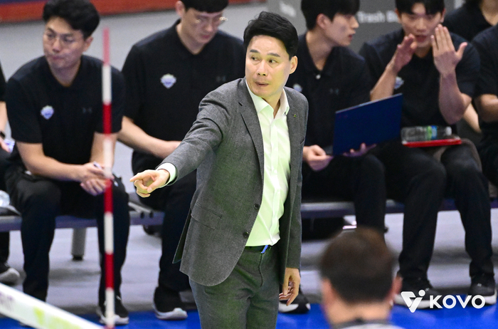 이제 선두 탈환이 눈에 보인다, <b>현대건설</b> 강성형 감독 “좋은 <b>경기력</b>, ...