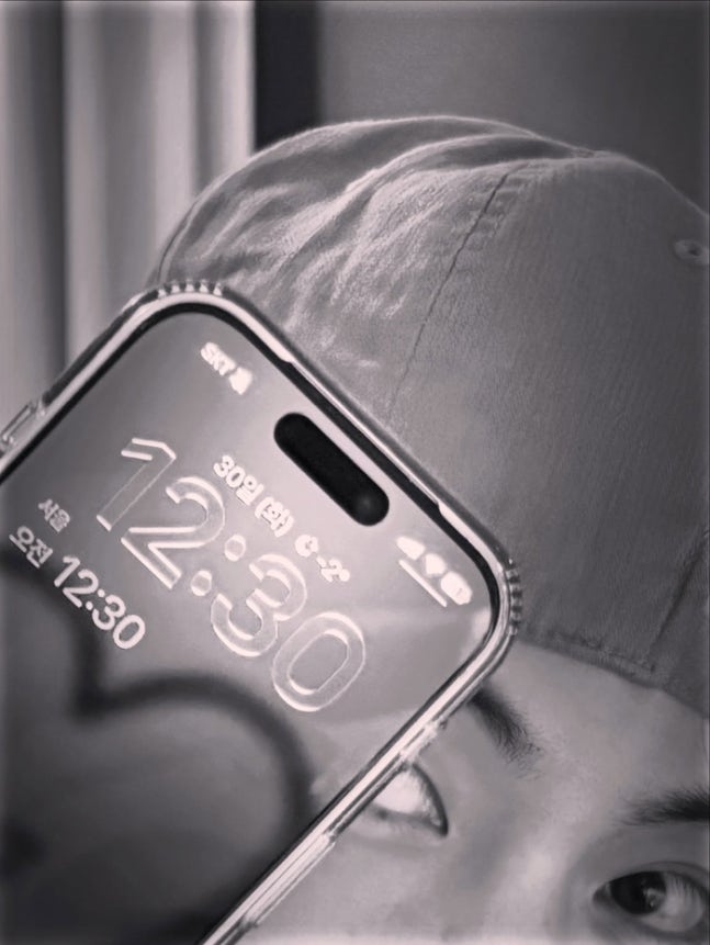 صور من احتفالات عيد ميلاد V مع الفريق