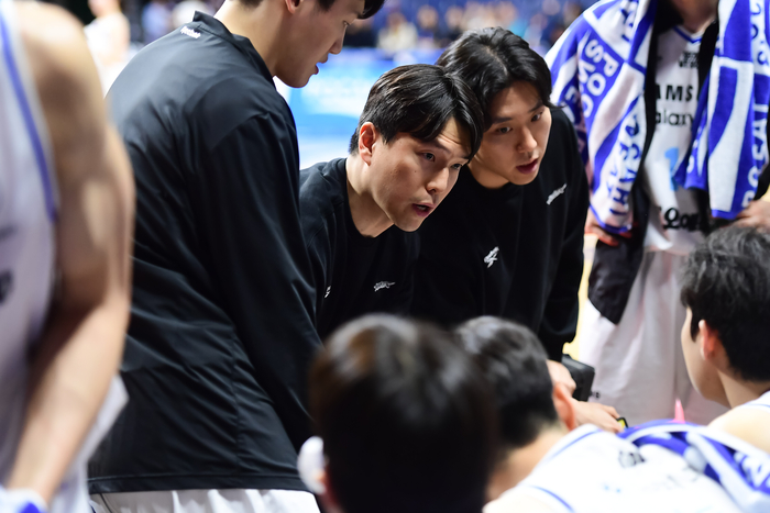 ‘충격 7연패’ 삼성, 꼴찌 추락 눈앞…천적 LG 앞에서 ‘반전’할 수 있을까 [SS포커스]