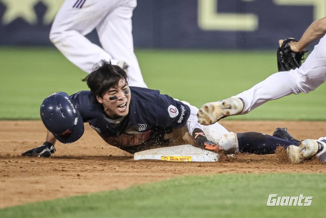 ‘충격’ 롯데 도박 4인방 中 김동혁, 알고 보니 수백만원 썼다…‘선수 초대’ 마일리지도 챙겼다고? [SS팩트체크]