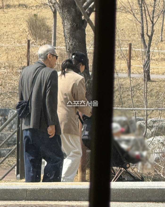 hong sang soo kim min hee child