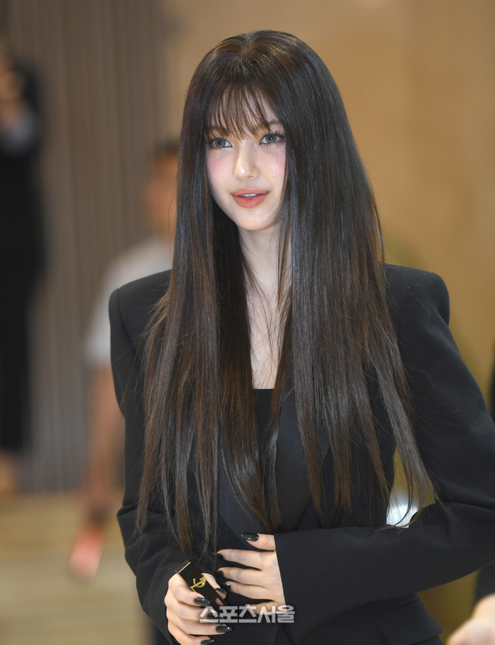 “1000억 소송 걸린 아이돌 누가 영입하나”…<b>다니엘</b> 측, <b>어도어</b> ‘활동...