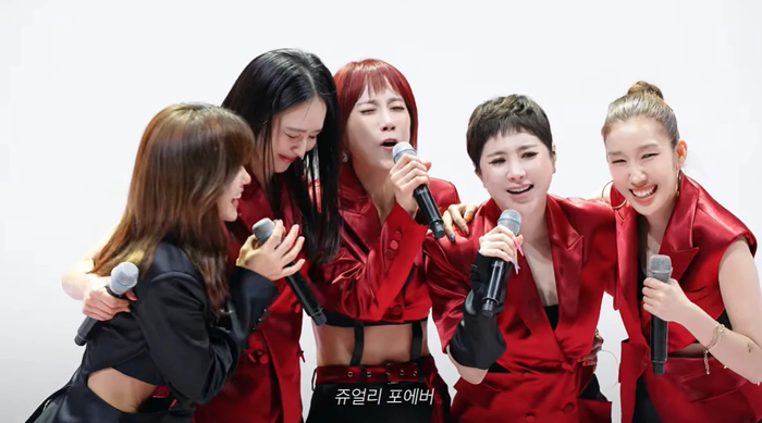“너무 보고 싶었다”…조민아, 서인영과 불화설 딛고 <b>쥬얼리 완전체</b>