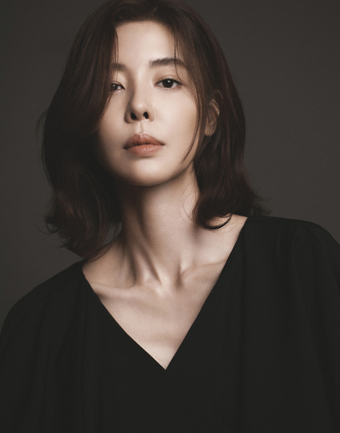 김규리 악플러 결국 실형…“565번 모욕글, 징역 1년”