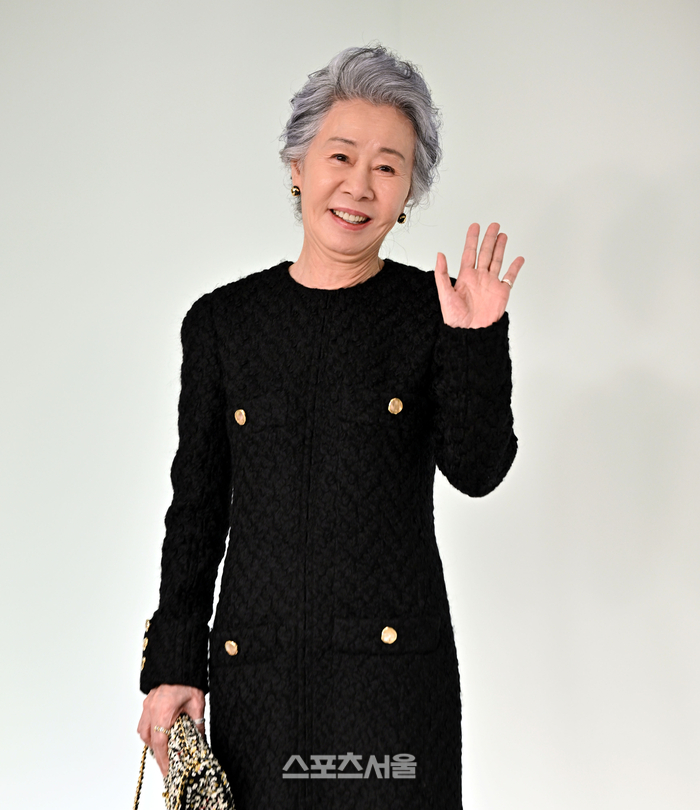 ‘<b>성난 사람들</b>2’ 윤여정, 美 에미상 여우조연상 후보