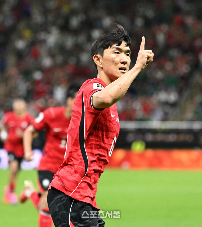 축구대표팀 핵심 미드필더 황인범, 구체화되는 포르투 이적 “연봉도 정해진 막바지 단계”