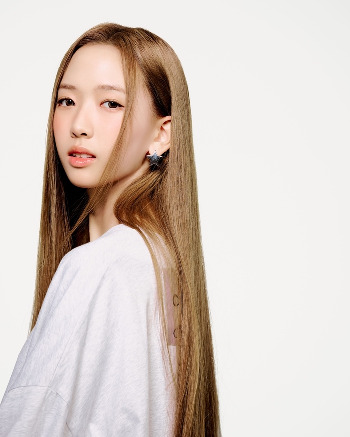 Meet TUIDE: HYBE's New 7-Member Girl Group Drops Debut Date, With a TWICE Tie-In